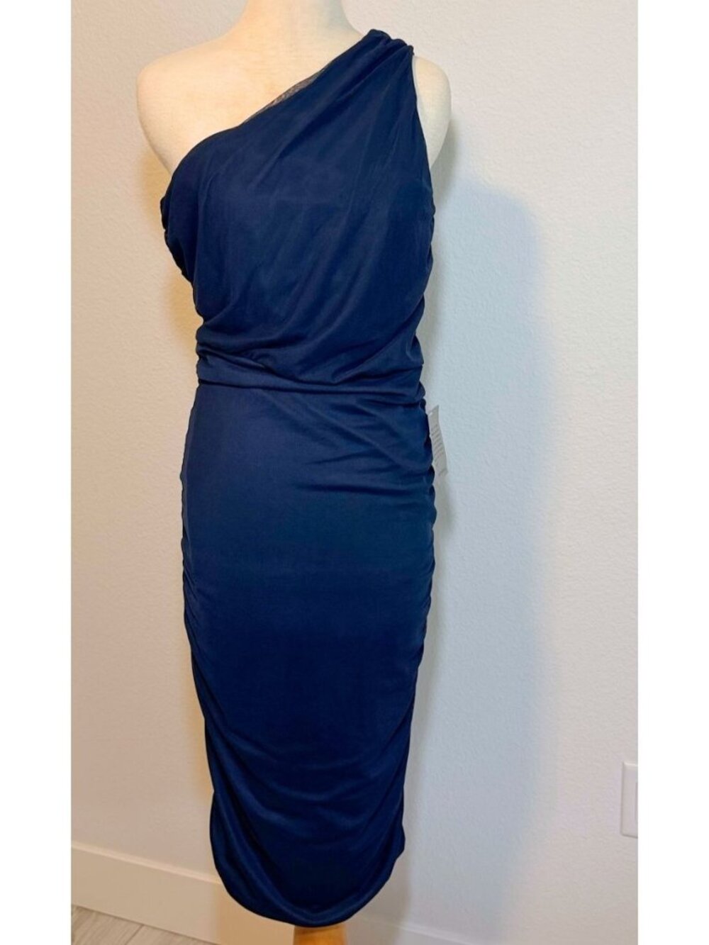 Love & Design Evening Dress - Size XL